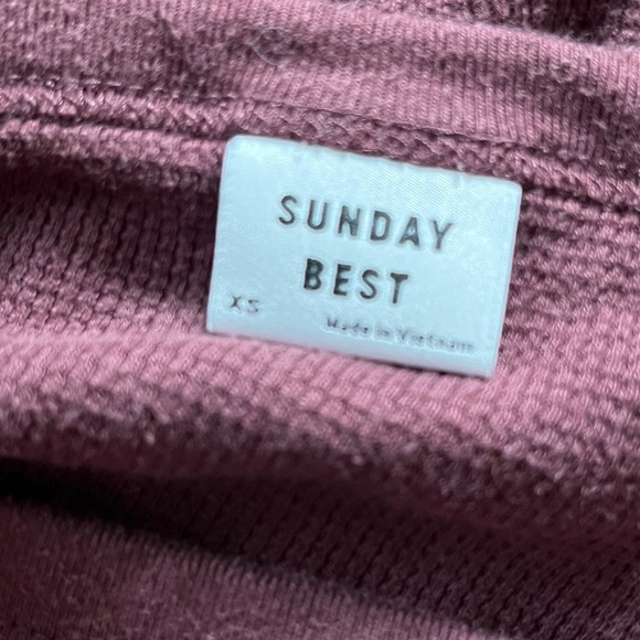 ARITZIA LONG SLEEVE CROPPED T-SHIRT - Picture 4 of 5